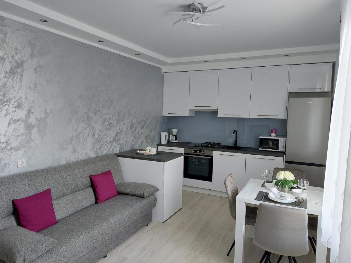 Apartment Hrzic Malinska Exteriör bild
